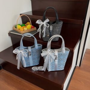 Women Hand Bag YYJC1153 Price: 35RMB