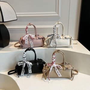Women Hand Bag YYJC1105 Price: 36RMB