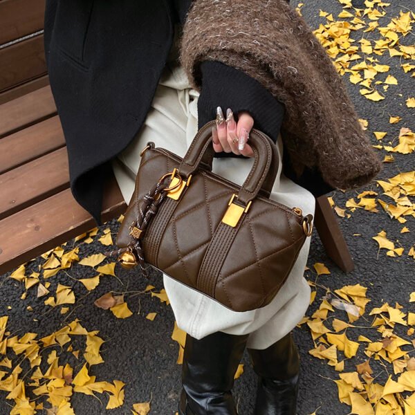 Women Hand Bag YYJC1027 Price: 37RMB - Image 2