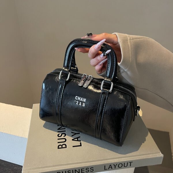 Women Hand Bag YYJC9912 Price: 34RMB - Image 4