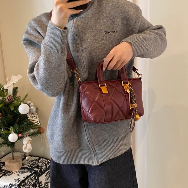 Women Hand Bag YYJC1027 Price: 37RMB - Image 5