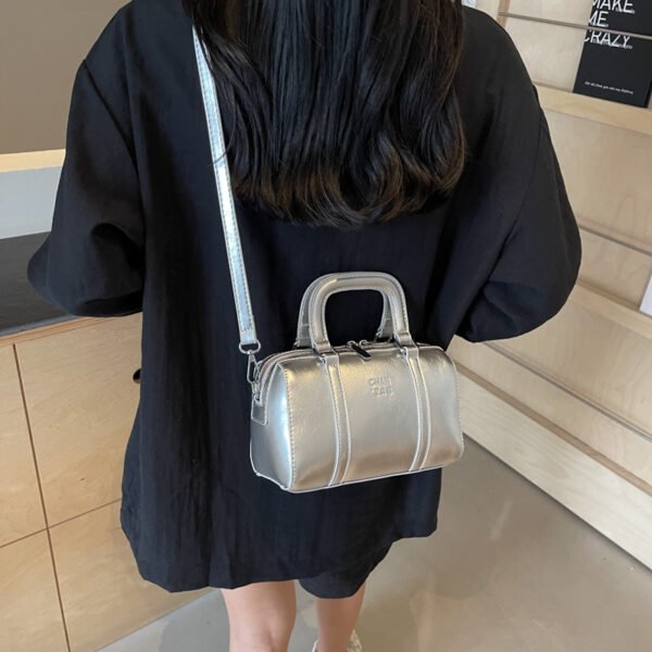 Women Hand Bag YYJC9912 Price: 34RMB - Image 8