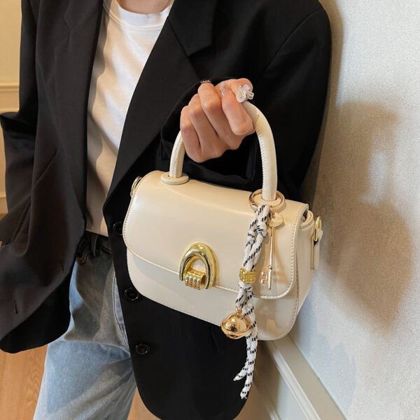Women Hand Bag YYJC1051 Price: 34RMB - Image 12
