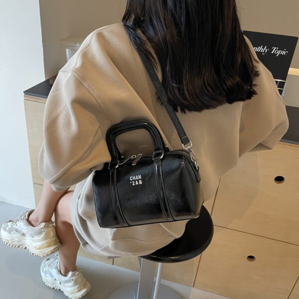 Women Hand Bag YYJC9912 Price: 34RMB - Image 10