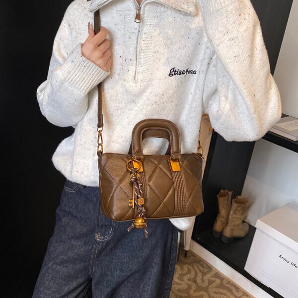 Women Hand Bag YYJC1027 Price: 37RMB - Image 12