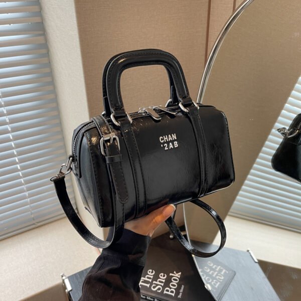 Women Hand Bag YYJC9912 Price: 34RMB - Image 11