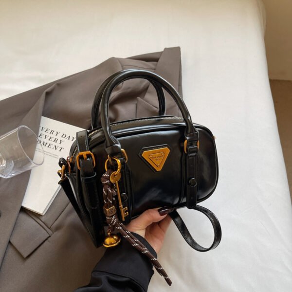 Women Hand Bag YYJC1015 Price: 34RMB - Image 3