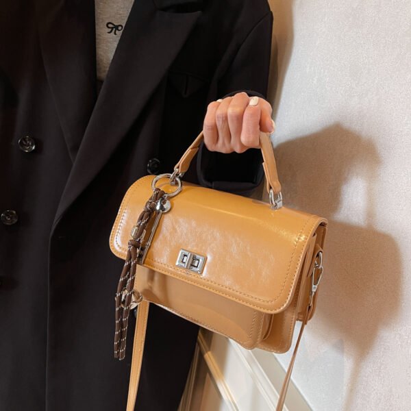 Women Hand Bag YYJC1032 Price: 37RMB - Image 7