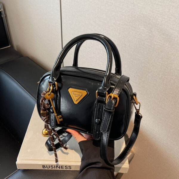 Women Hand Bag YYJC1015 Price: 34RMB - Image 7