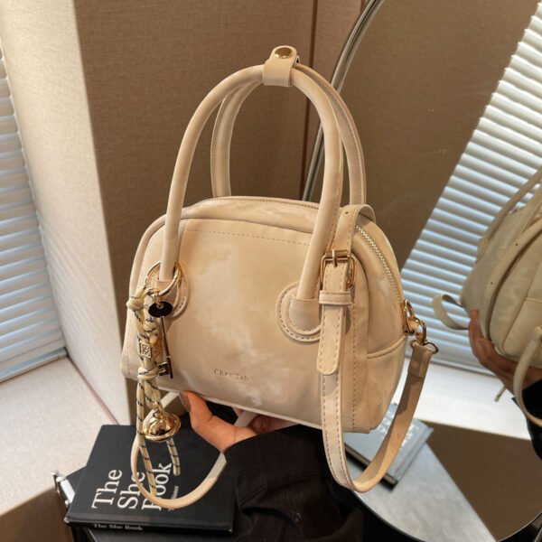Women Hand Bag YYJC1037 Price: 34RMB - Image 2