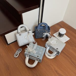 YY Bag Wholesale Women Hand Bag YYJC1170 Price: 35RMB