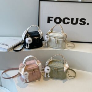 YY Bag Wholesale Women Hand Bag YYJC9806 Price: 34RMB