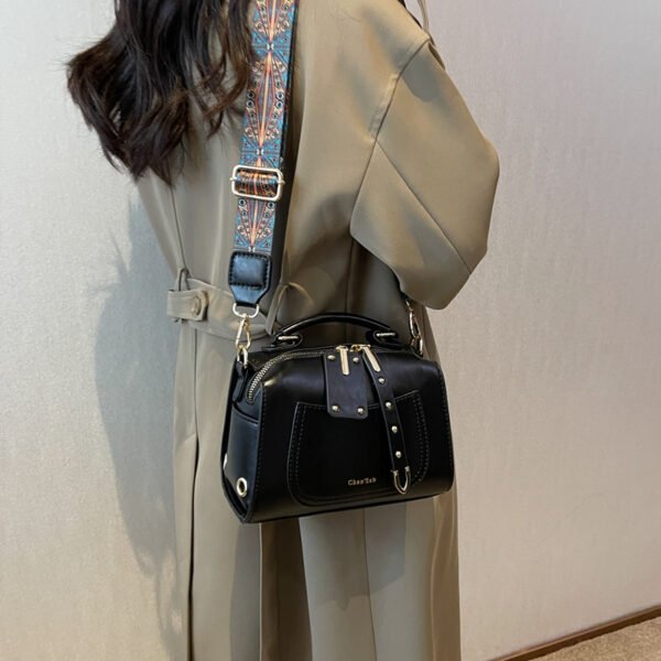 YY Bag Wholesale Women Hand Bag YYJC9183 Price: 36RMB - Image 9